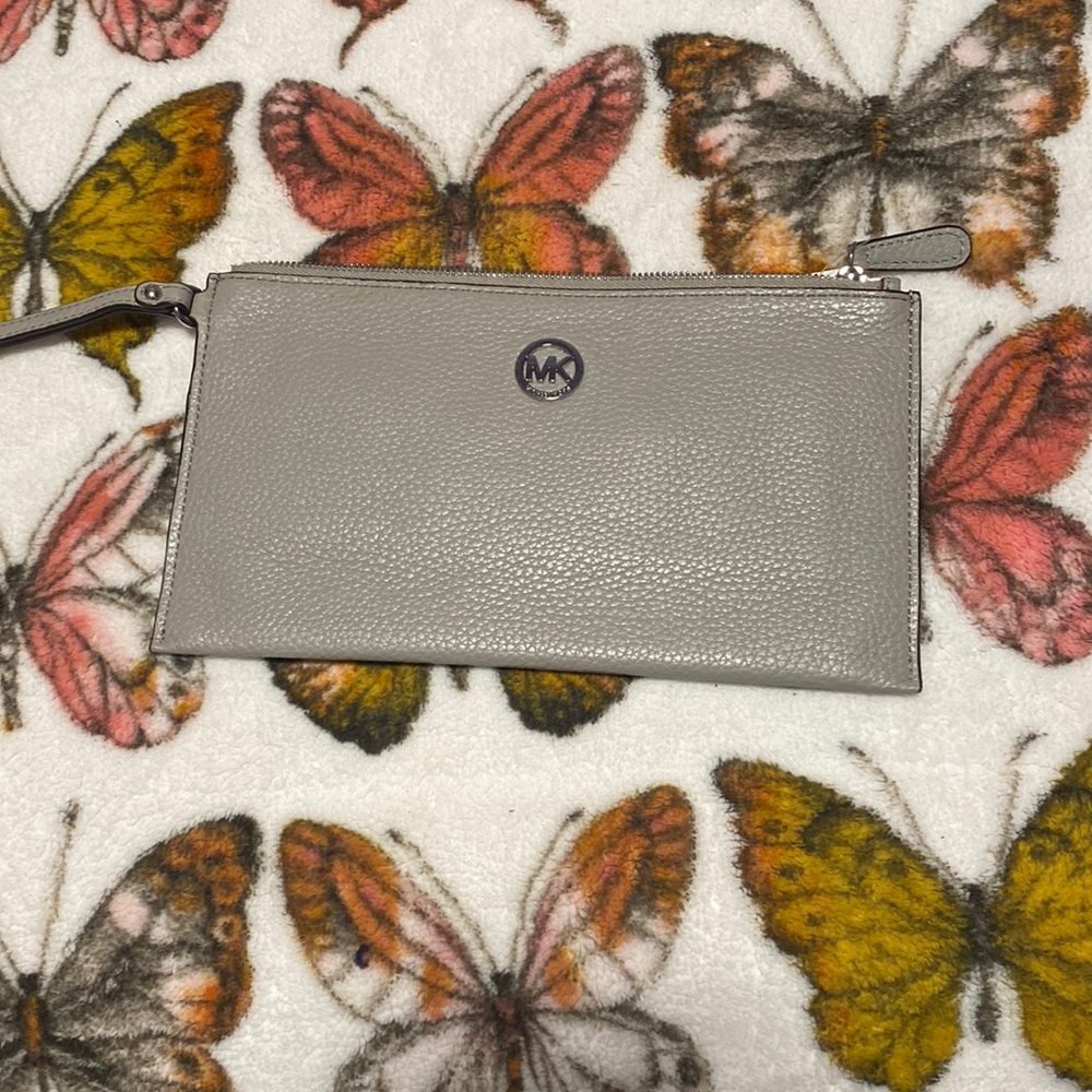 Michael Kors Grey leather wristlet